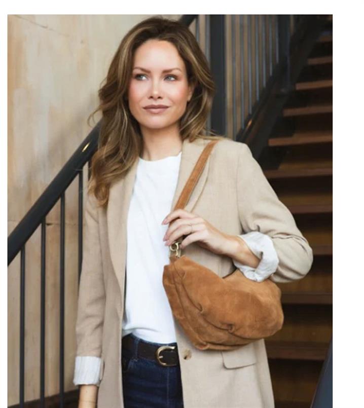 Chabo Suede bobby banana bag